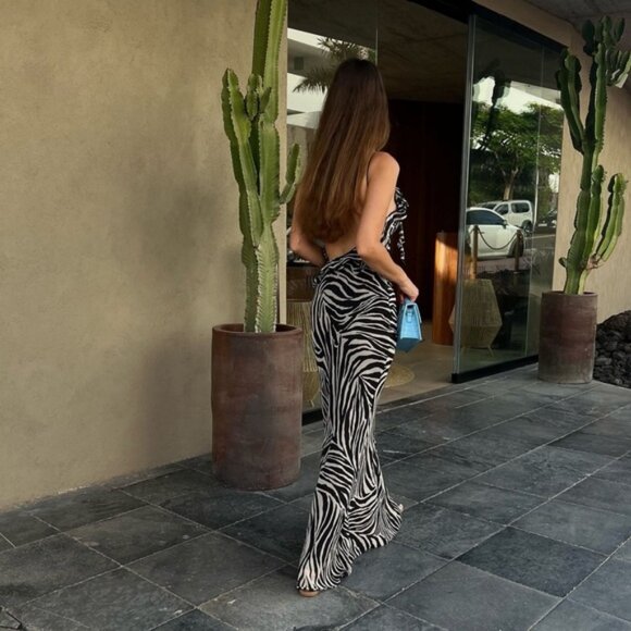 ZARA RUFFLED SATIN EFFECT ANIMAL PRINT DRESS - Picture 4 of 7